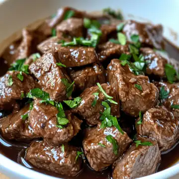 bestever beef tips beef tip recipes beef recipes easy beef taken with iphone 15 pro max --iw 2 --ar 4:5 --v 6.1 --raw