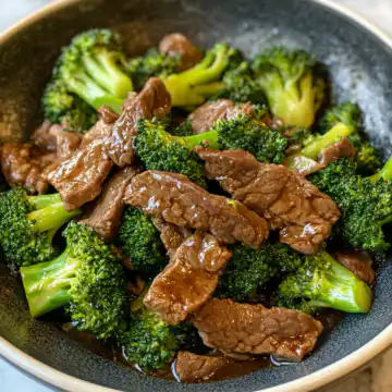 betterthantakeout beef with broccoli taken with iphone 15 pro max --iw 2 --ar 4:5 --v 6.1 --raw