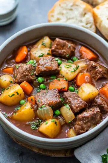 classic beef stew recipe video natashaskitchencom taken with iphone 15 pro max --iw 2 --ar 4:5 --v 6.1 --raw